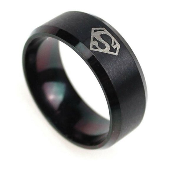 Stainless Steel Superman Ring Size 9 - Picture 1 of 2